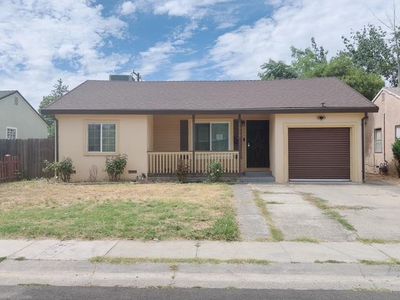 1536 38th Ave