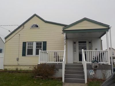 1013 Henry St