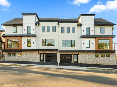 9 Lincoln Street #202