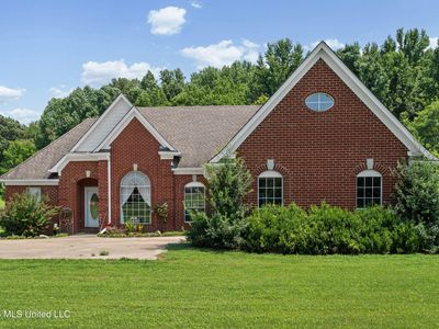 Property at 7961 Misty Meadows Dr, Lake Cormorant, MS