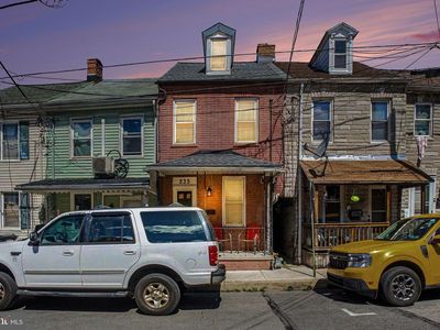 Property at 235 Perry St, Columbia, PA
