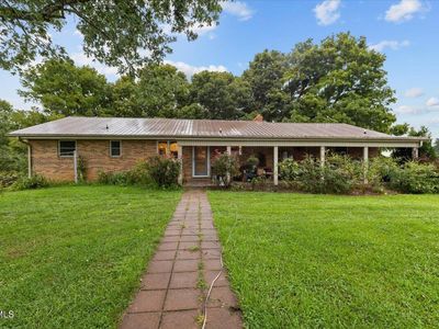 595 Greystone Rd