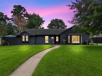 27210 Paula Ln