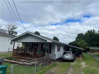 116 Circle Dr