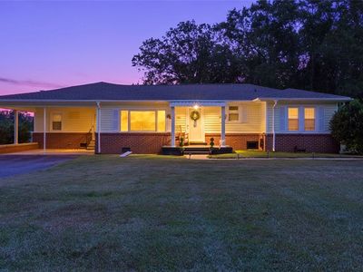 Property at 1107 1st St N, Reform, AL