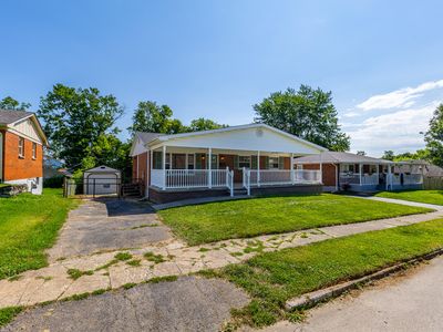 735 Eden Ct