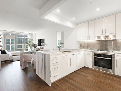 50 Riverside Blvd APT 15M