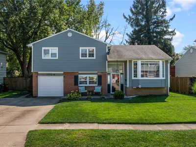 1704 Redbush Ave