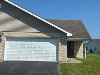 1642 Flag Ct