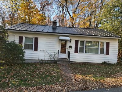 18 Maplewood Ave