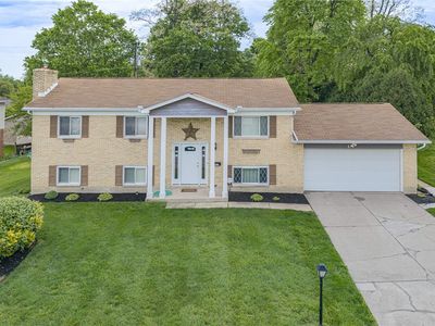 812 Twin Oaks Dr