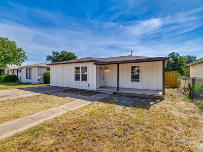 1318 Luna St