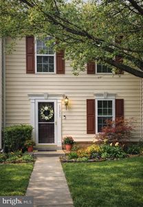 Property at 17357 Legacy Ter, Round Hill, VA
