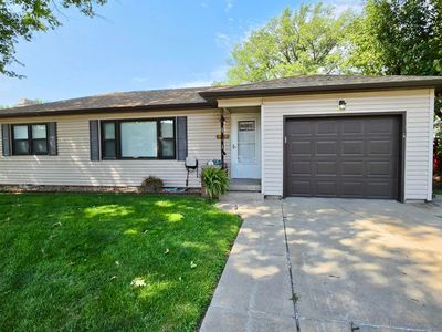 823 N Beaver Ave