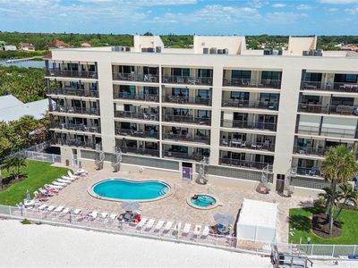 20040 Gulf Blvd APT 402