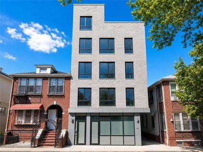 929 43rd St #5B