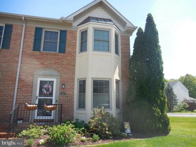 525 Cobblestone Ln