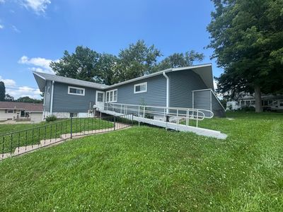 1217 S College Ave