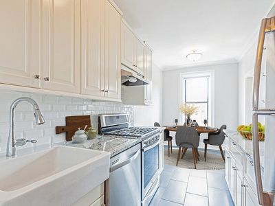 3521 81st St APT 5E