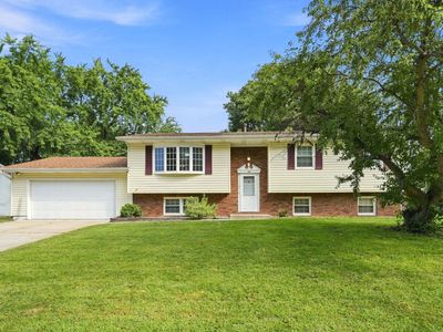 Property at 105 Spruce Dr, Colona, IL