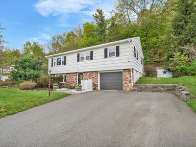 88 Whitehall Rd