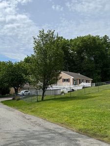35 Shady Ln