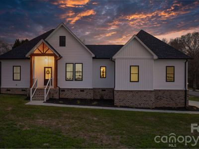 1213 Creekside Dr