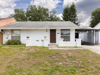 8602 Briar Grove Cir