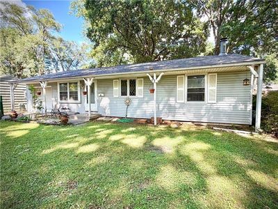 Property at 8747 Larsen St, Overland Park, KS