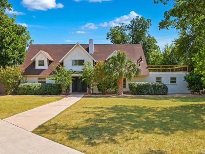 209 DANDELION LN
