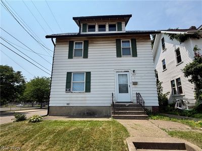 647 Exeter Ave SW