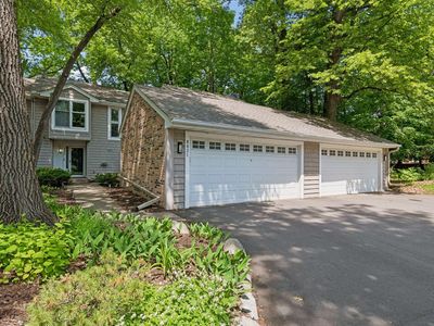 8823 Basswood Rd