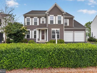 87 Edris Ln