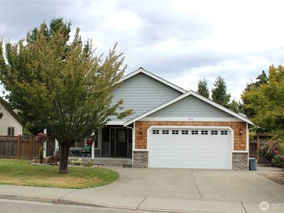 406 Jackson Court