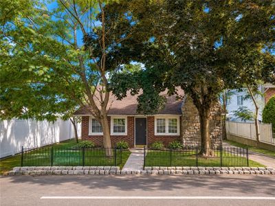 116 Sharrotts Rd