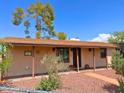 858 W Budmoore Ter