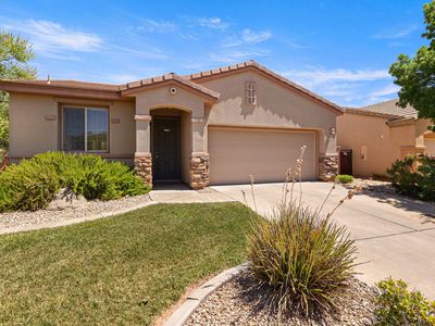 3184 E Fourteen Fairway Dr