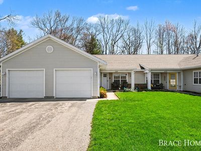 3369 Clear Vista Ct NE