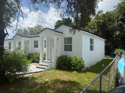 2328 NW 80th St