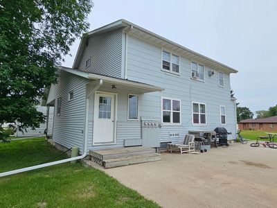 104 5th Ave S