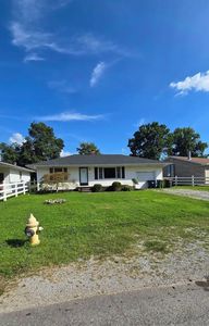 3028 Elmwood Dr