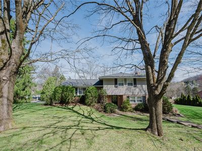 395 Maple St