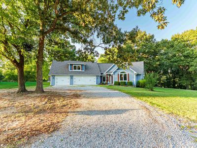 631 Fairview Dr
