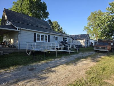 4121 N 400 W