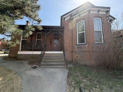 412 Vine St