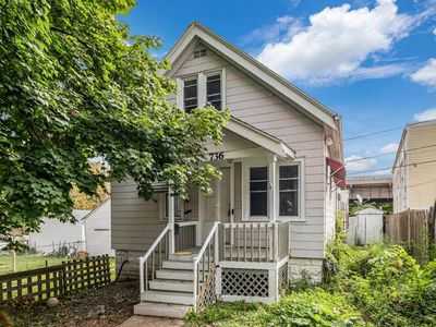 736 S 36th STREET
