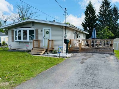 7 Marie St