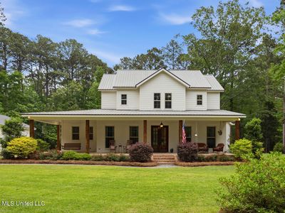 1302 Highway 469 N