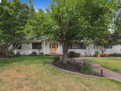 14 Liberta Ct