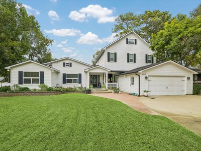 11 Lake View Dr